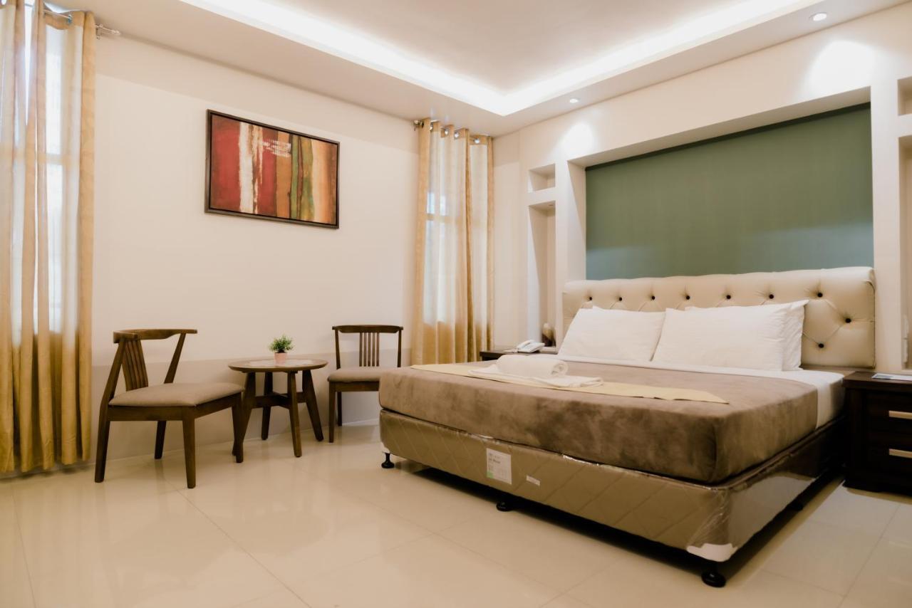 The Horizon Suites And Arcade General Santos City Exteriör bild