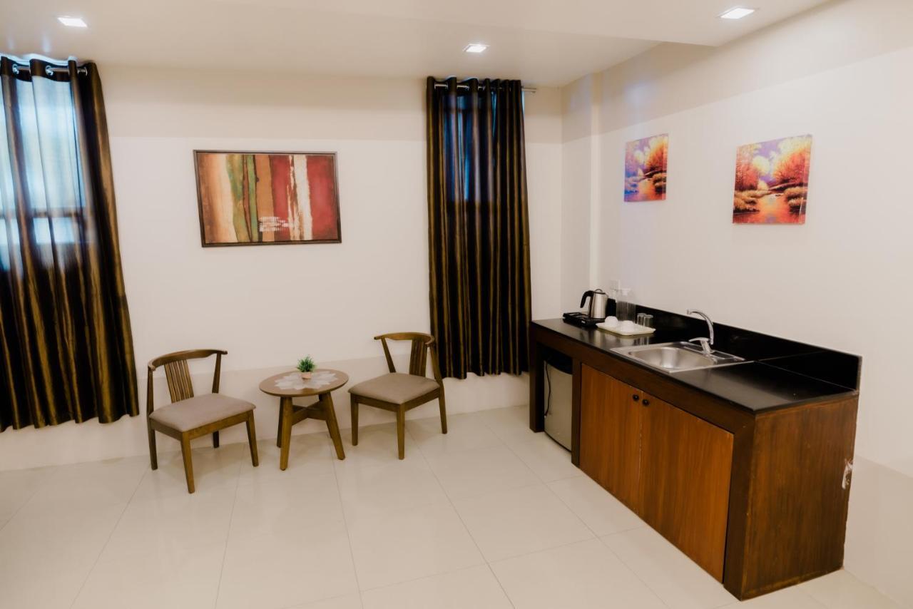 The Horizon Suites And Arcade General Santos City Exteriör bild